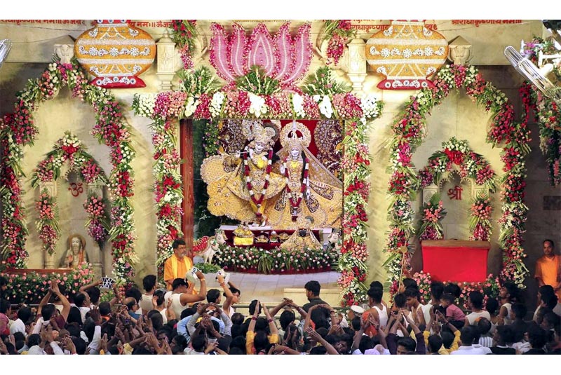 Mathura Vridaban visit at Janmastami  